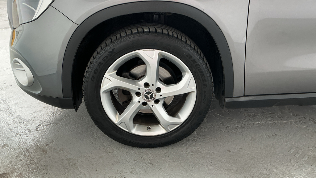 Mercedes-Benz GLA Class Black #11