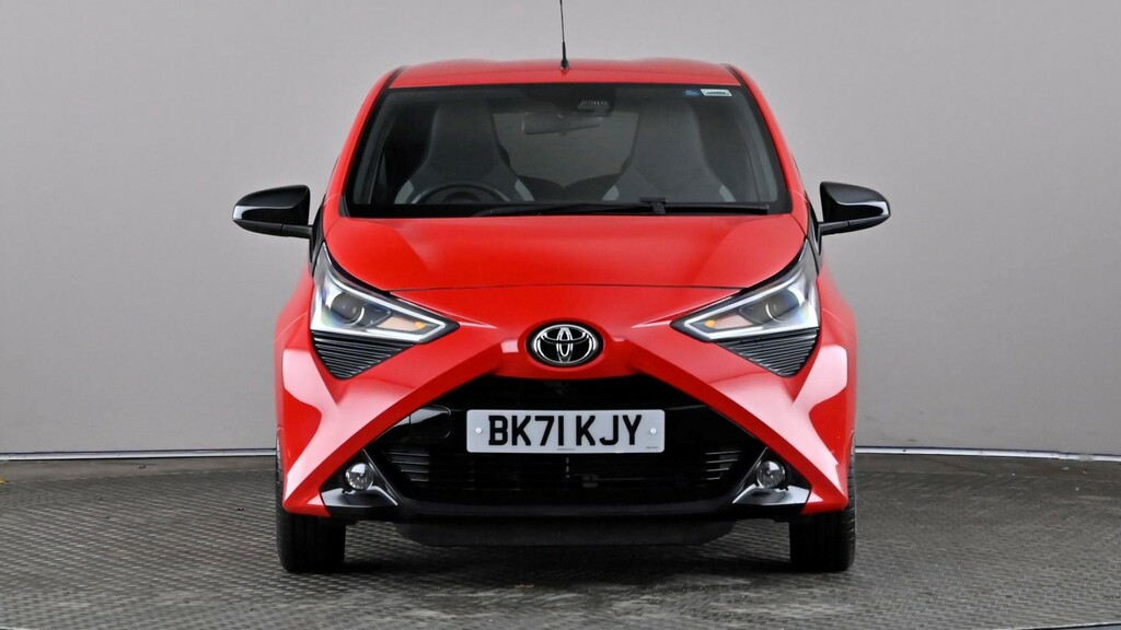 Toyota Aygo 1.0 Vvt-i X-trend Tss X-shift Red #2