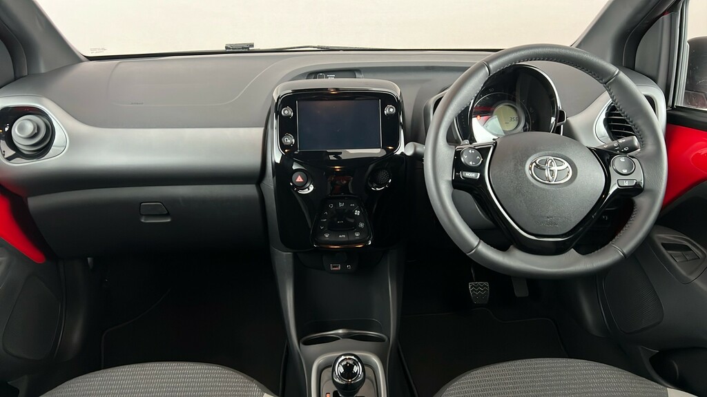 Toyota Aygo Hatchback Silver #13