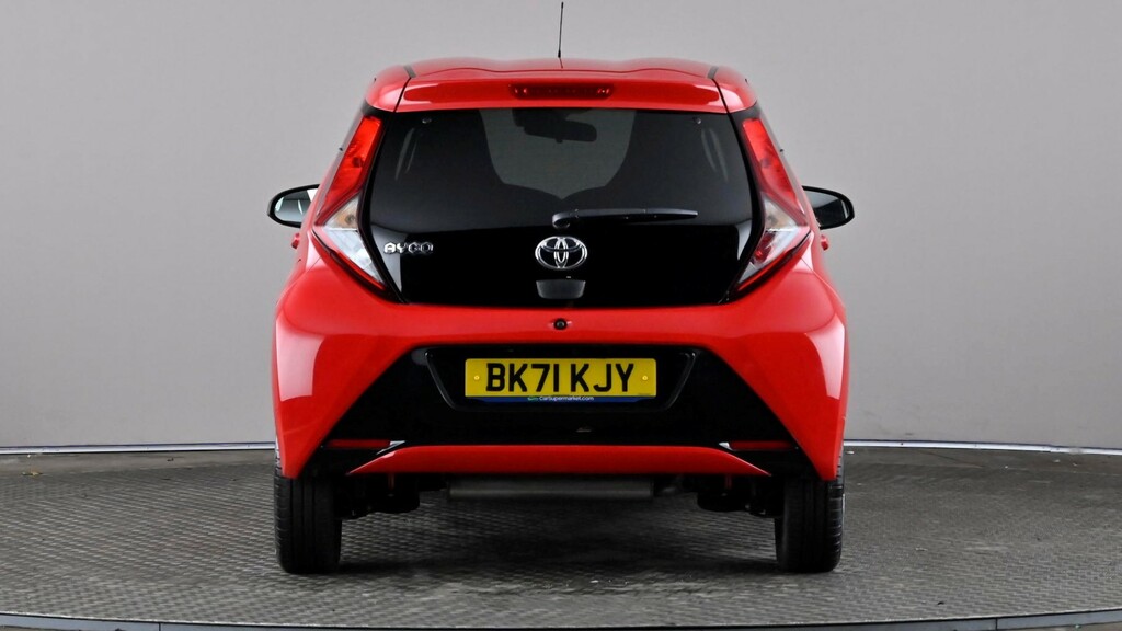 Toyota Aygo 1.0 Vvt-i X-trend Tss X-shift Red #5