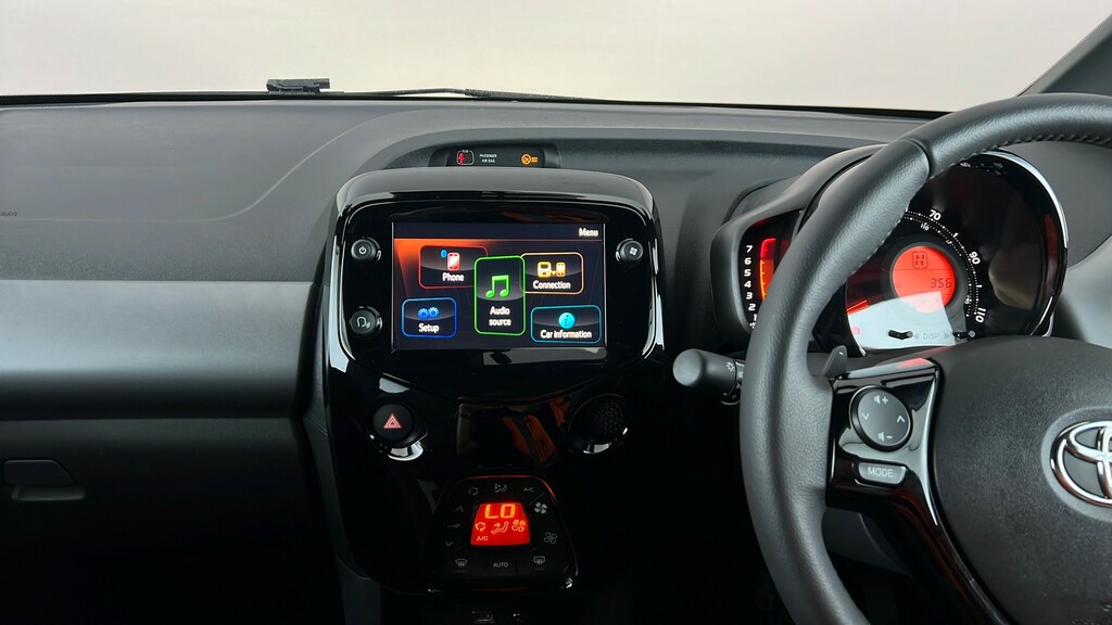 Toyota Aygo Hatchback Silver #15