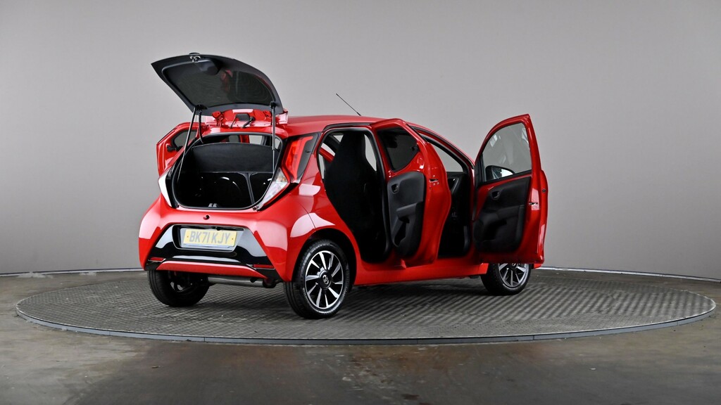 Toyota Aygo Hatchback Silver #12