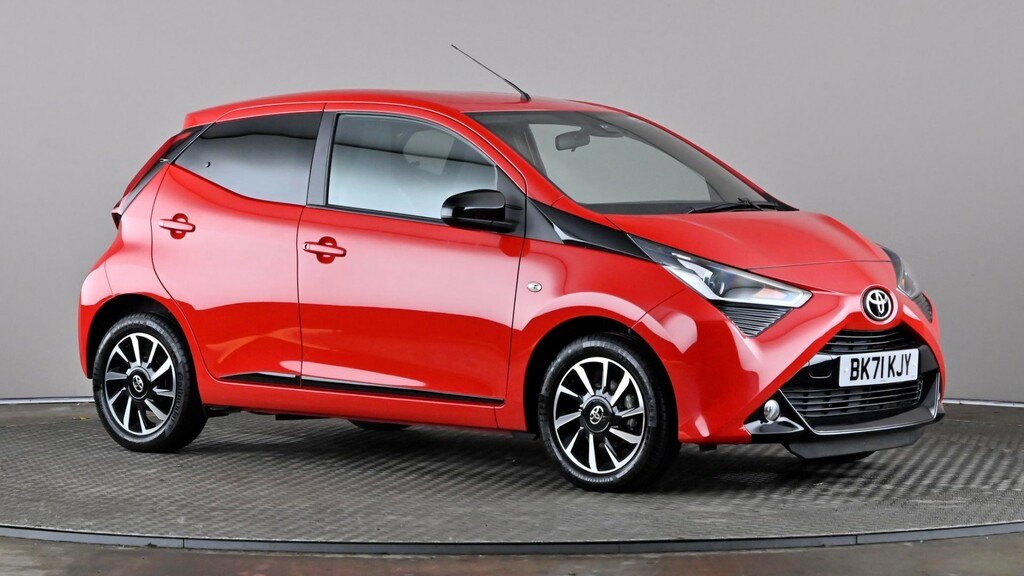 Toyota Aygo 1.0 Vvt-i X-trend Tss X-shift Red