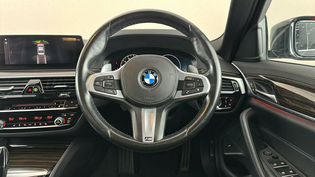 BMW 5 Series Se Blue #14