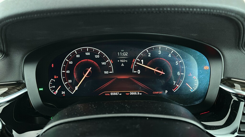 BMW 5 Series Se Blue #15