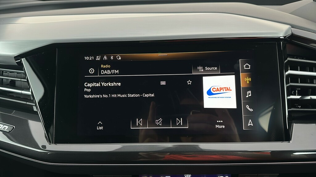 Audi Q4 E Tron Q4 E-tron Sportback 40 S Line Launch Edition Black #32