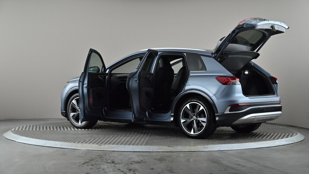 Audi Q4 E Tron Q4 E-tron Sportback 40 S Line Launch Edition Black #10