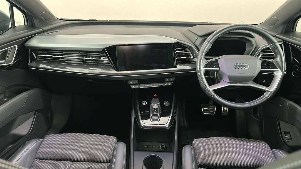 Audi Q4 E Tron Q4 E-tron Sportback 40 S Line Launch Edition Black #13