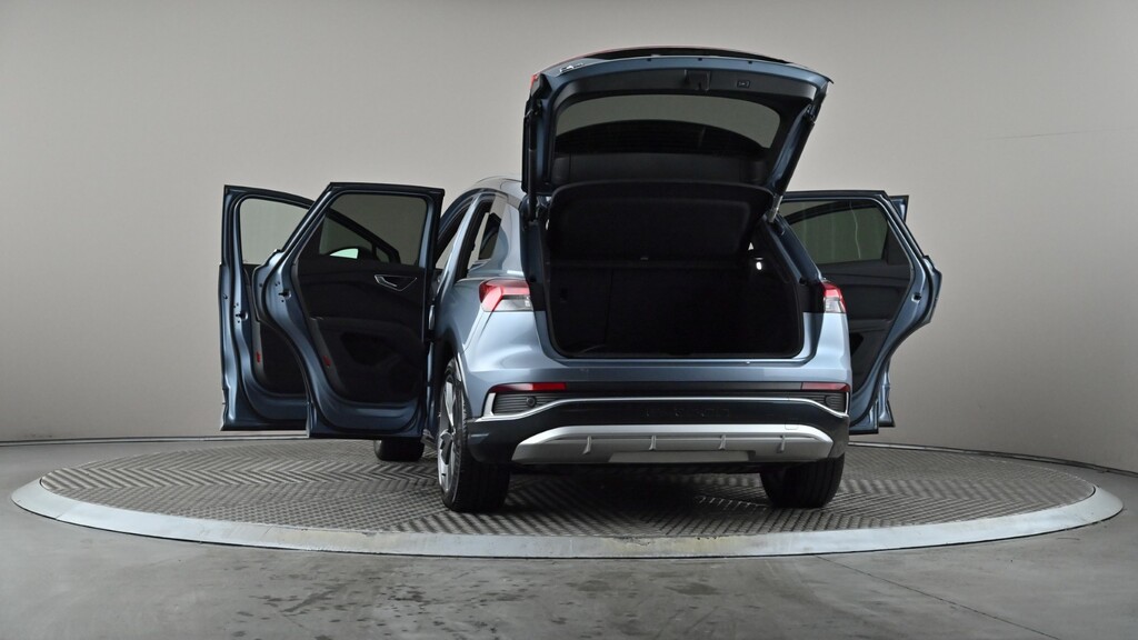 Audi Q4 E Tron Q4 E-tron Sportback 40 S Line Launch Edition Black #11