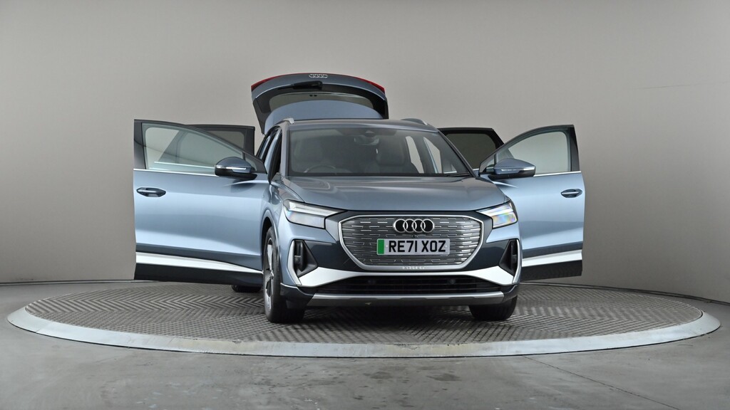 Audi Q4 E Tron Q4 E-tron Sportback 40 S Line Launch Edition Black #8