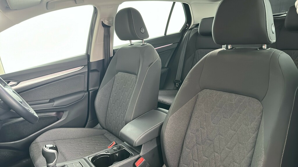 Volkswagen Golf Match Black #17