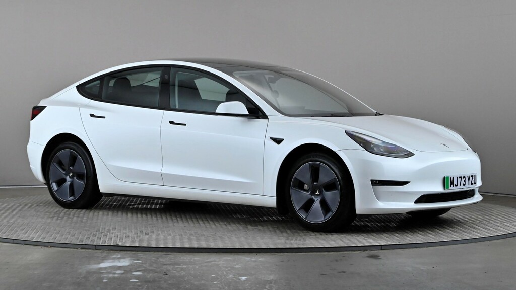 Tesla Model 3 Long Range Rwd White