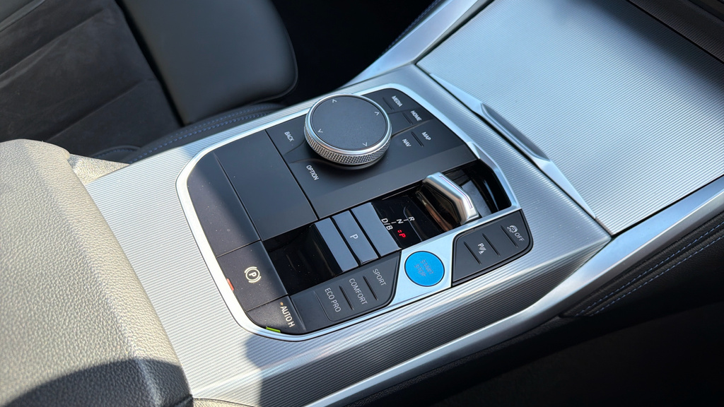 BMW i4 Sport Black #21