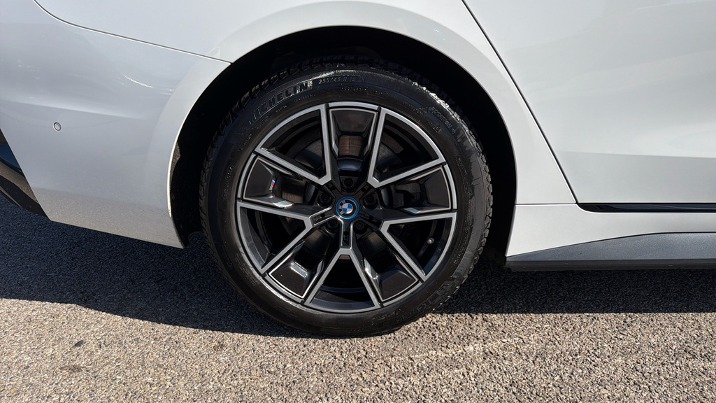 BMW i4 Sport Black #11