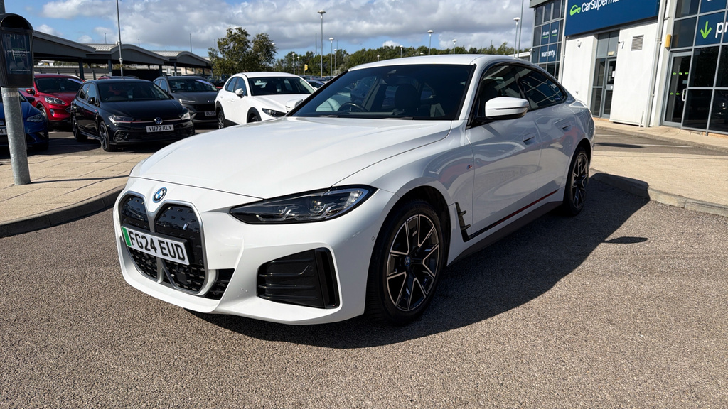 BMW i4 Sport Black #34