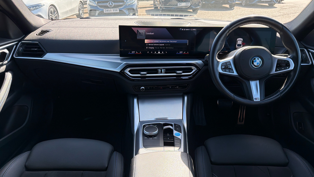 BMW i4 Sport Black #17