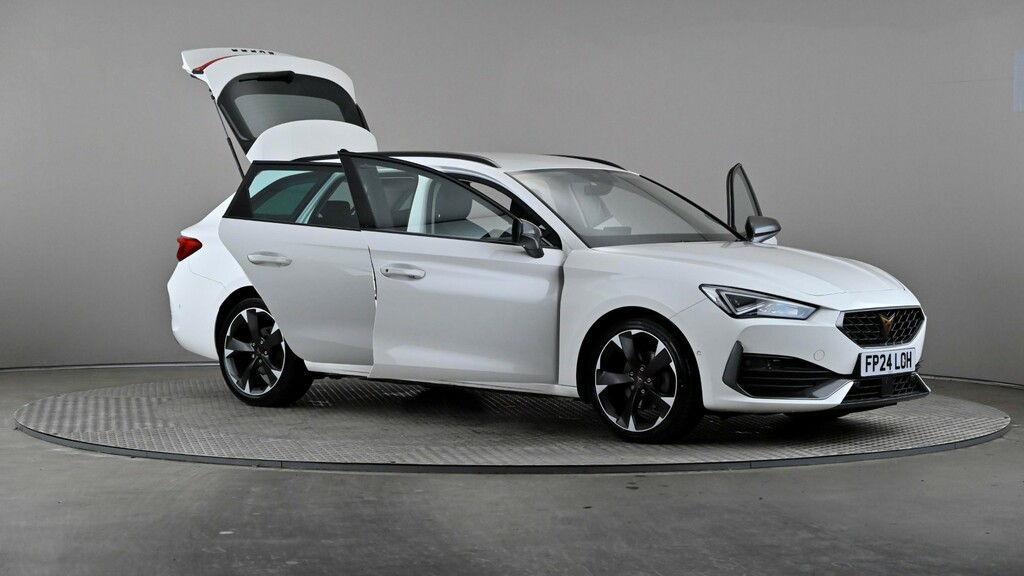 Cupra Leon 2.0 Tsi 300 Vz2 Dsg Panoramic Sunroof White #7