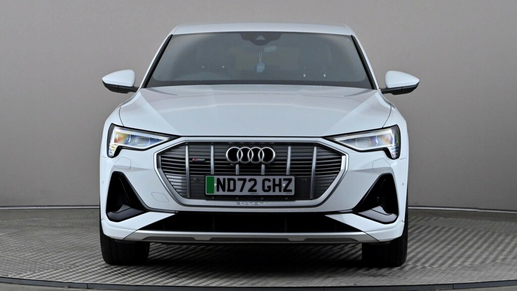 Audi E-tron 300Kw 55 Quattro 95Kwh S Line White #2