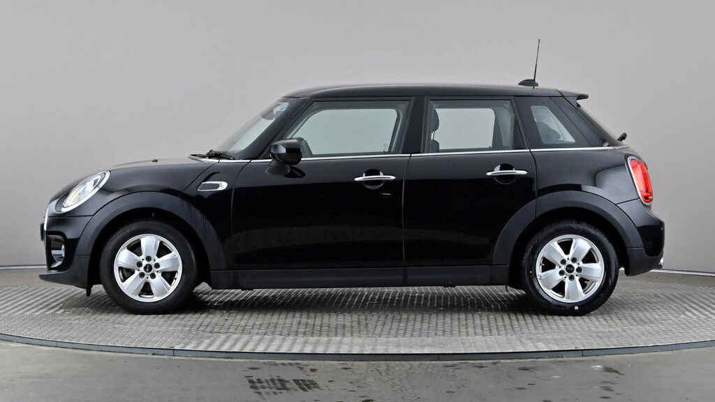Mini Hatch 1.5 Cooper Classic II Comfortnav Pack Black #3