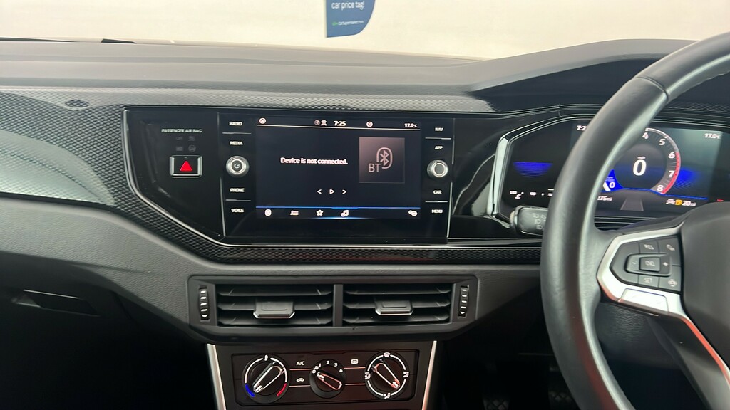 Volkswagen Polo Hatchback White #16