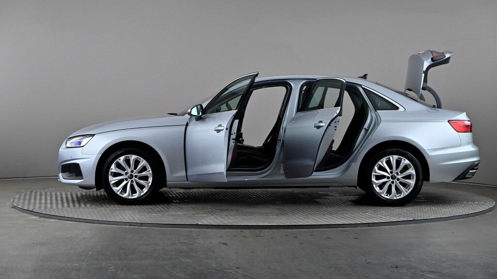 Audi A4 A4 Black Edition 35 Tfsi Mhev Black #9