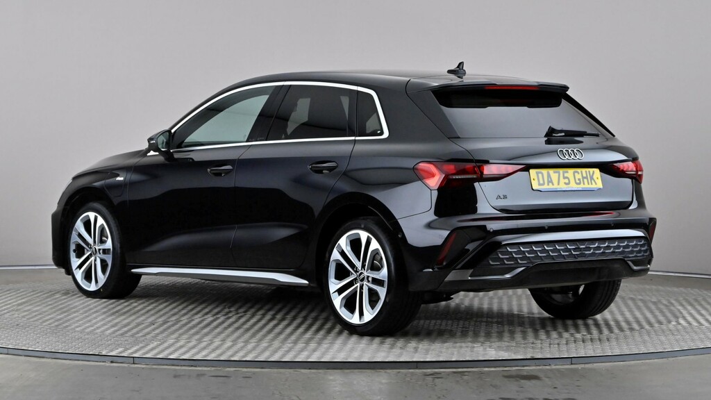 Audi A3 40 Tfsi E S Line S Tronic Black #4