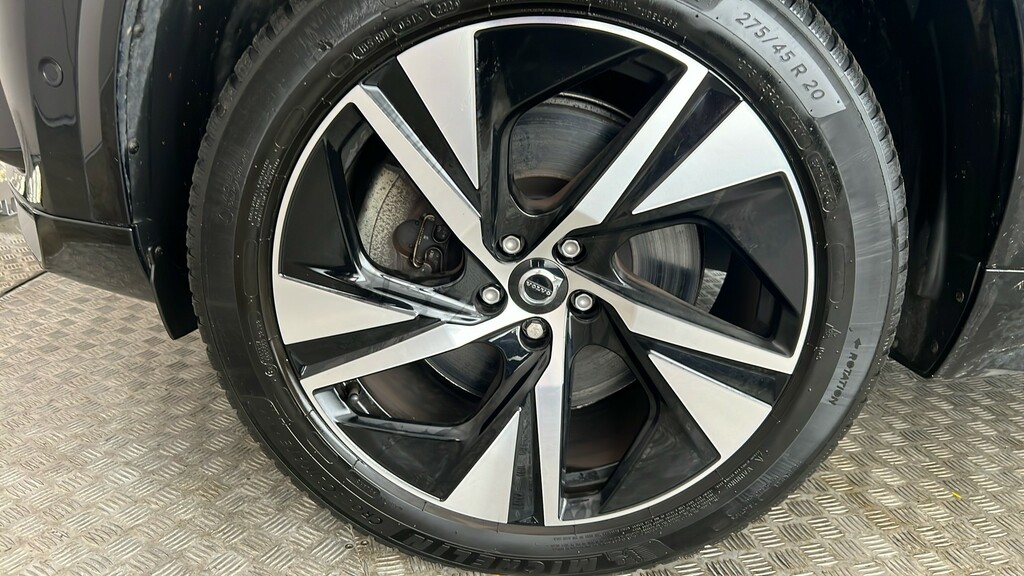 Volvo XC90 2.0 B5d 235 Plus Dark #19