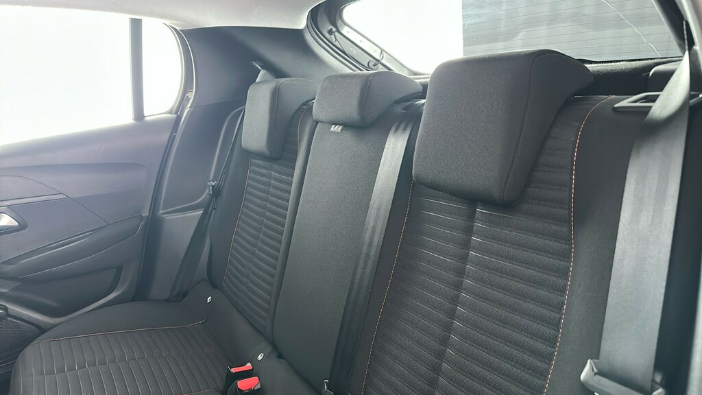 Peugeot 208 1.2 Puretech 100 Active Black #19