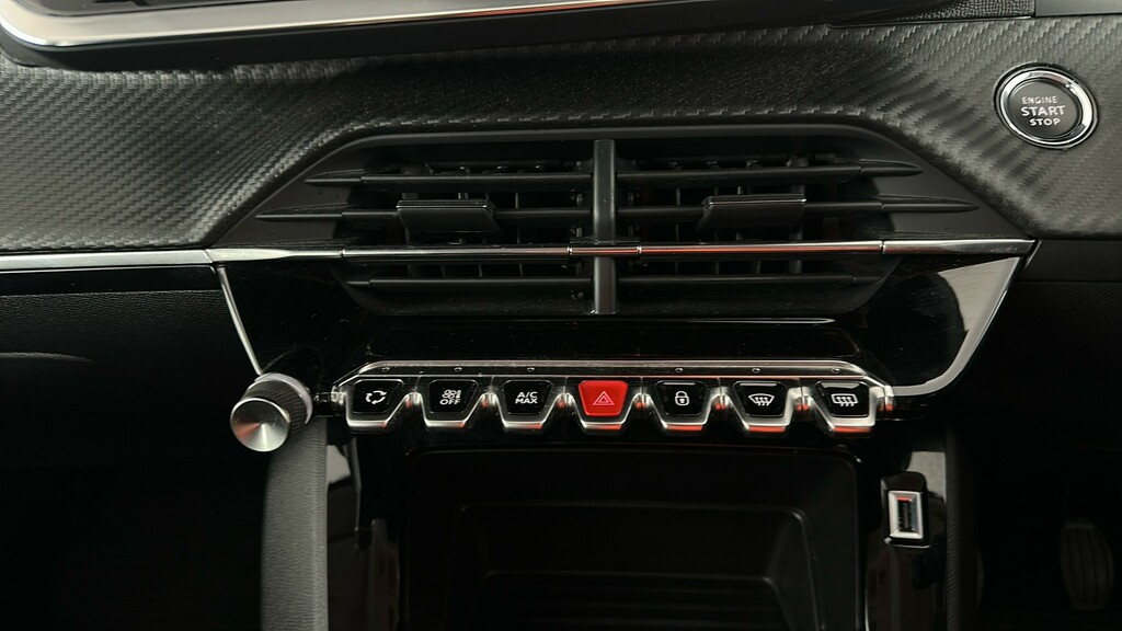 Peugeot 208 1.2 Puretech 100 Active Black #26