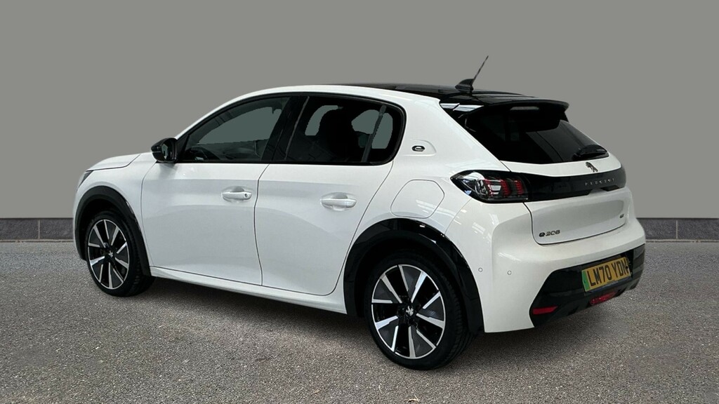 Peugeot e-208 100Kw Gt 50Kwh White #4