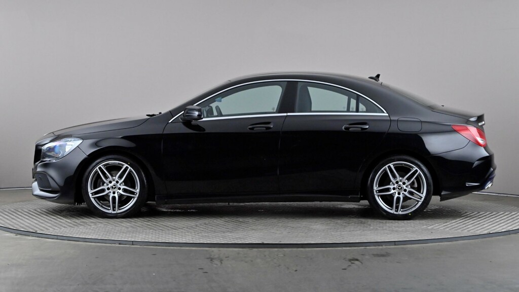 Mercedes-Benz CLA Class Cla 200 Amg Line Edition Black #3
