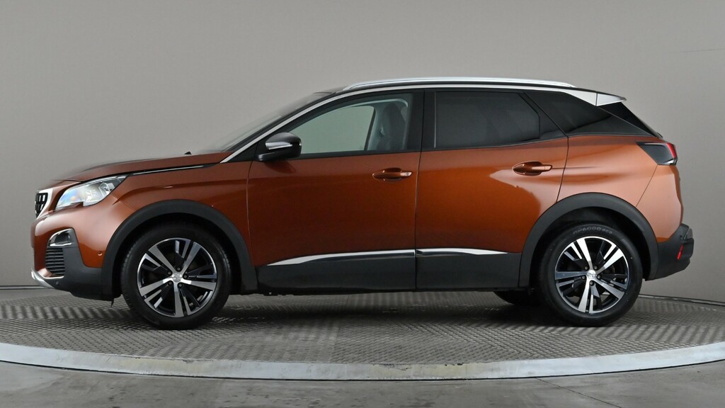 Peugeot 3008 1.2 Puretech Allure Brown #3