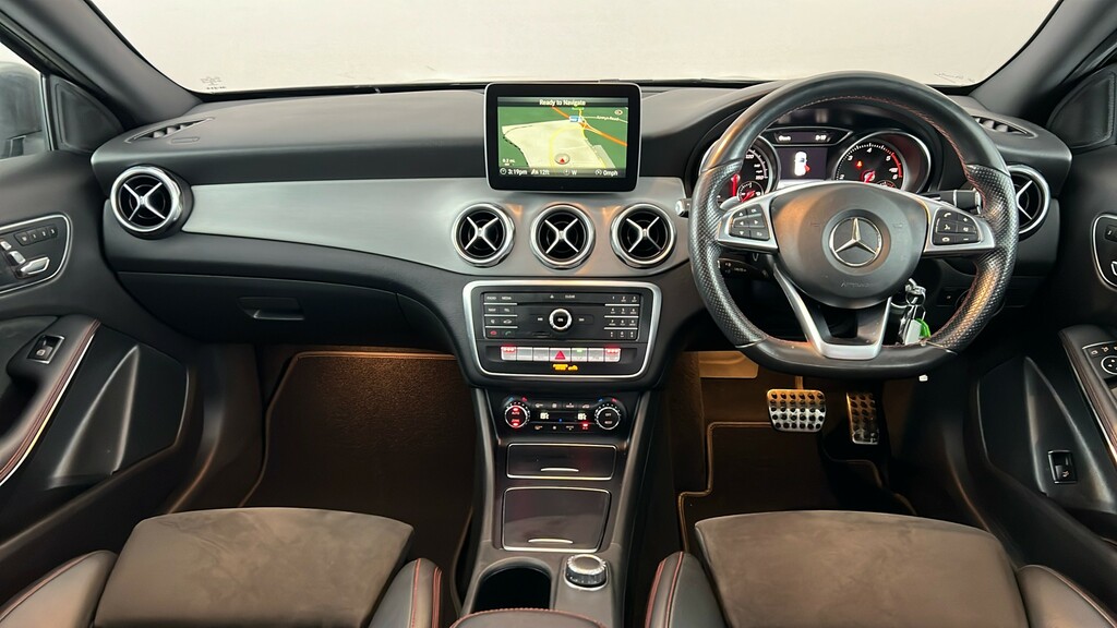 Mercedes-Benz GLA Class Suv Black #13