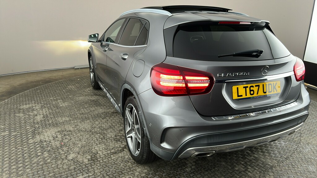 Mercedes-Benz GLA Class Suv Black #24