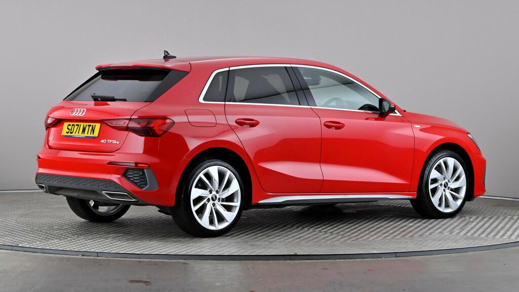 Audi A3 40 Tfsi E S Line S Tronic Red #6