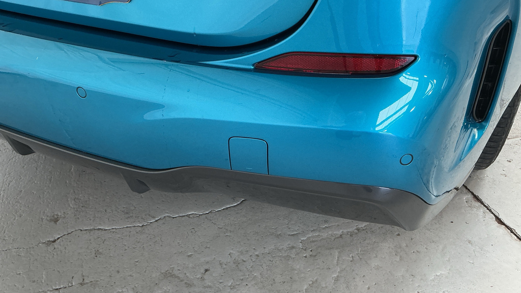 BMW 2 Series 220D M Sport Step #10