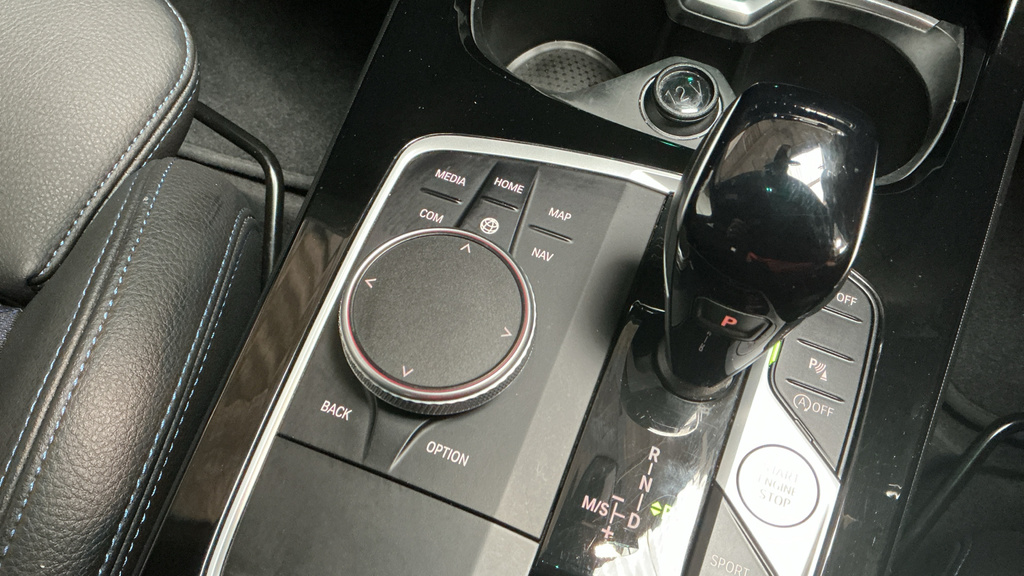 BMW 2 Series 220D M Sport Step #41