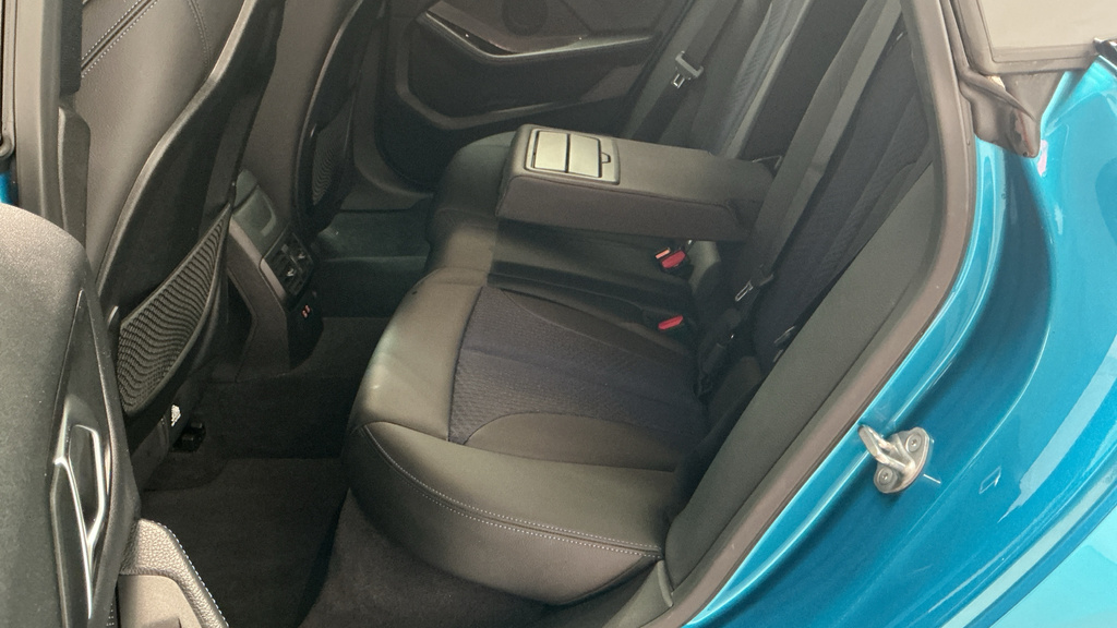 BMW 2 Series 220D M Sport Step #22