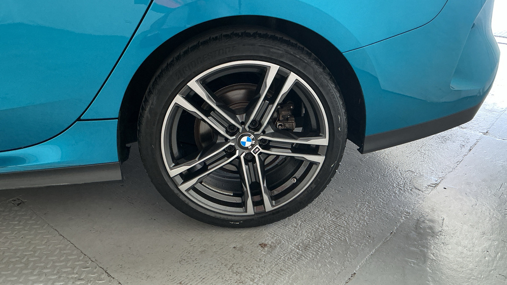 BMW 2 Series 220D M Sport Step #11