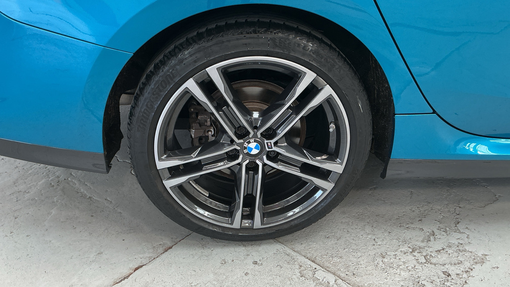 BMW 2 Series 220D M Sport Step #9