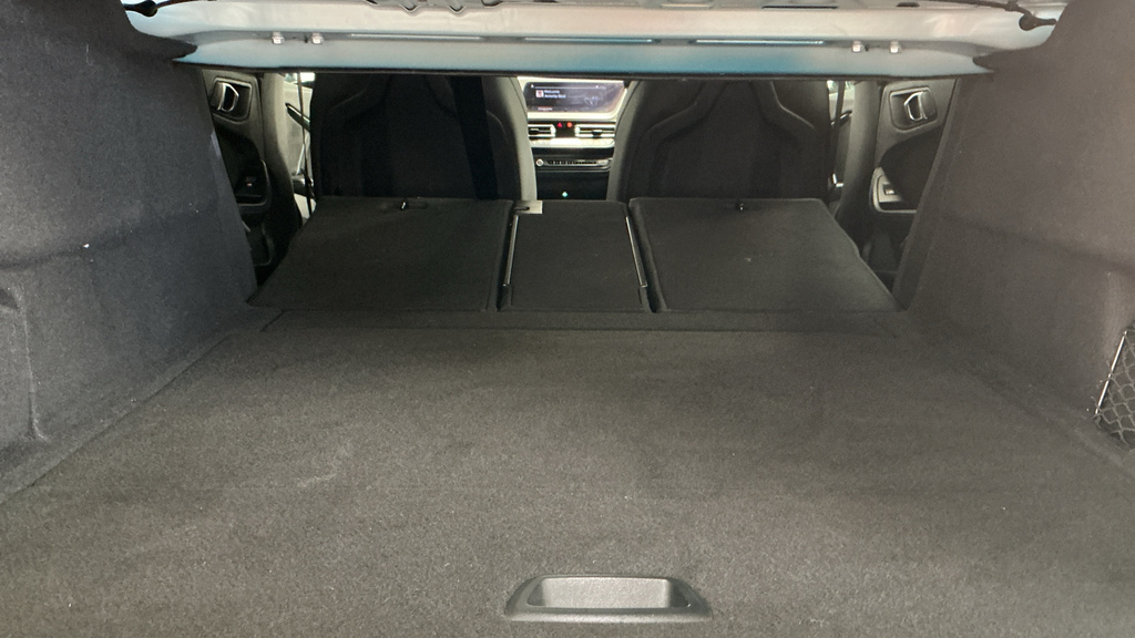 BMW 2 Series 220D M Sport Step #21