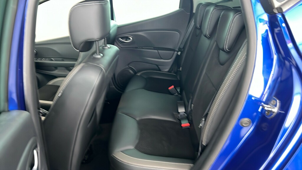 Renault Clio 0.9 Tce 75 Iconic Red #18