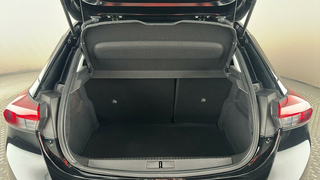 Vauxhall Corsa Corsa Se T Blue #22