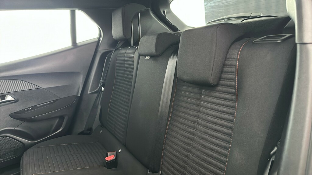 Peugeot e-2008 54Kwh First Edition 156 Grey #18