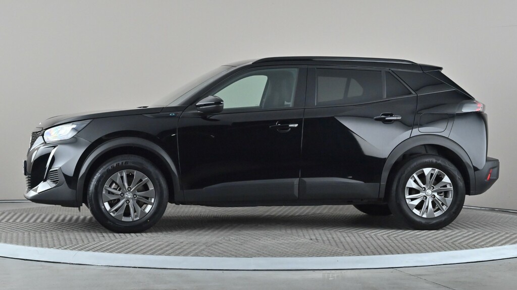 Peugeot e-2008 100Kw Active Premium 50Kwh Black #3