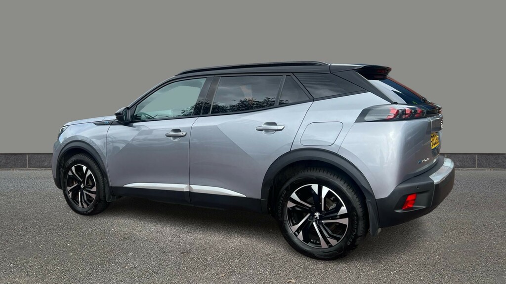 Peugeot e-2008 100Kw Gt 50Kwh Grey #4
