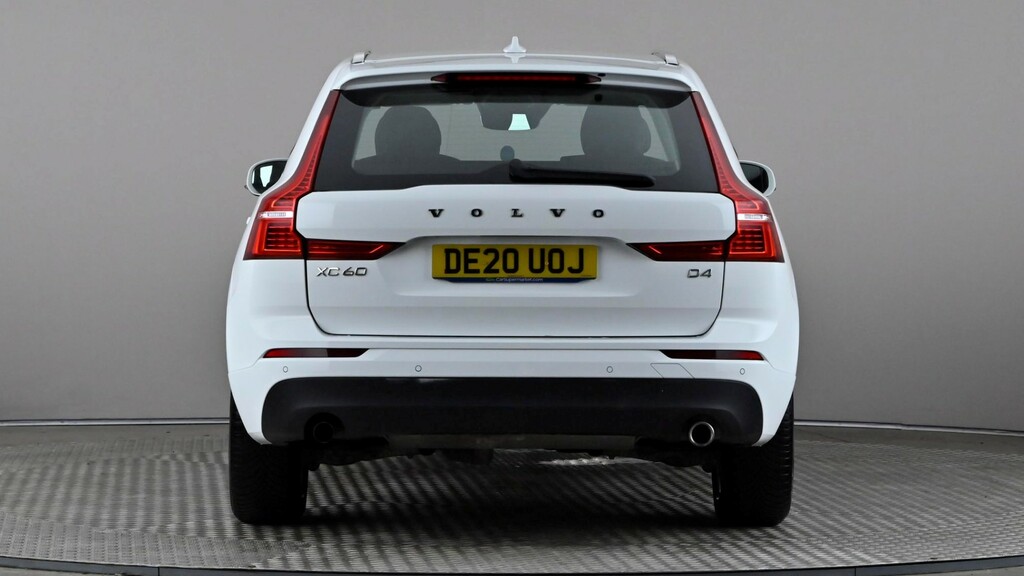 Volvo XC60 2.0 D4 Momentum Geartronic White #5