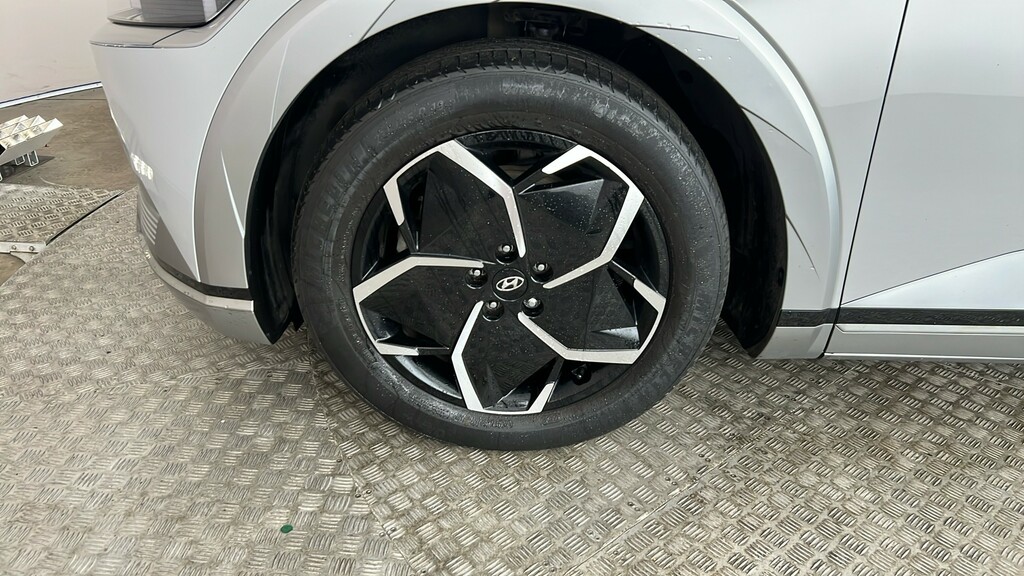 Hyundai Ioniq 5 Hatchback Grey #19