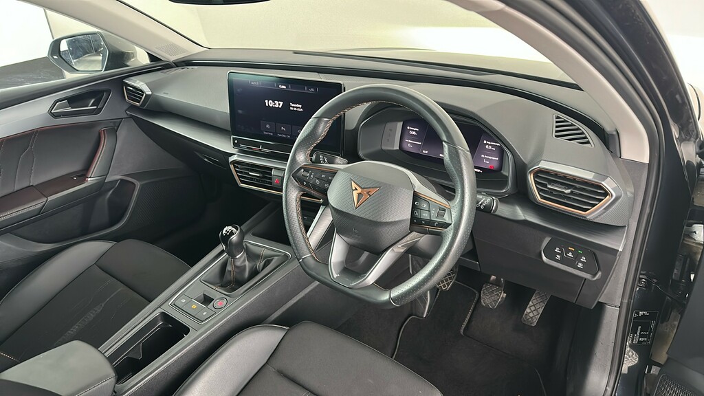 Cupra Leon Cupra Leon Nf Vz2 2.0 Tsi 245 7-Sp White #31