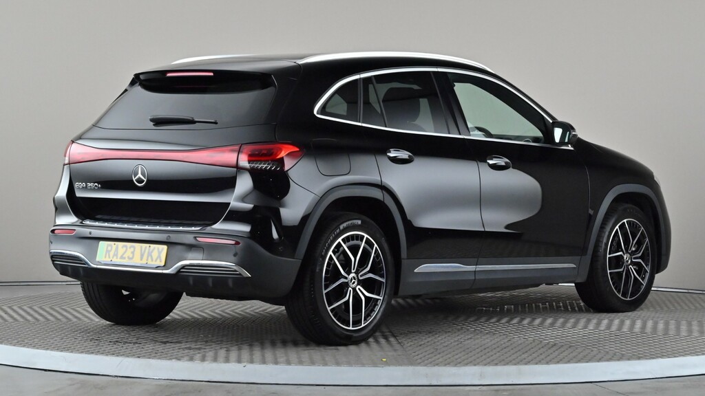 Mercedes-Benz EQA Eqa 250 140Kw Amg Line Premium 70.5Kwh Black #6